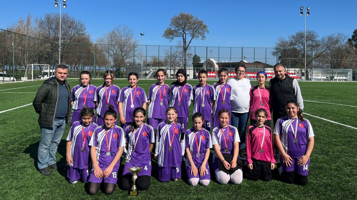 'Futbol Yıldız Kızlar Turnuvası'